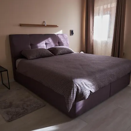 Rnr Apartment