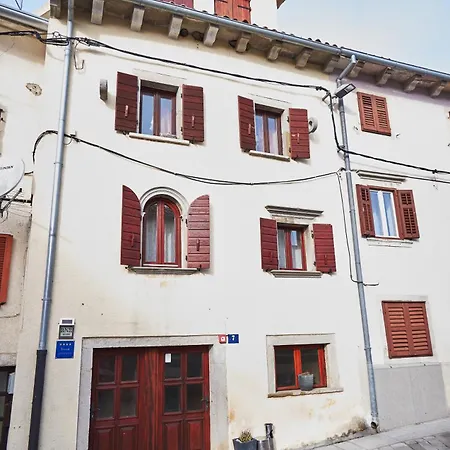 Rnr Apartment